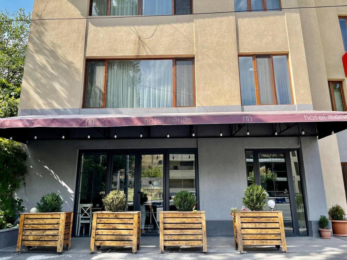 Merien Hotel Yerevan Luaran gambar