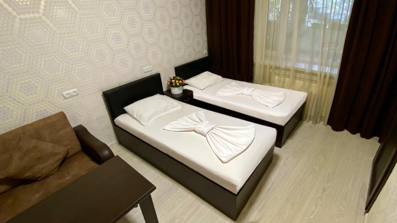 Merien Hotel Yerevan Luaran gambar