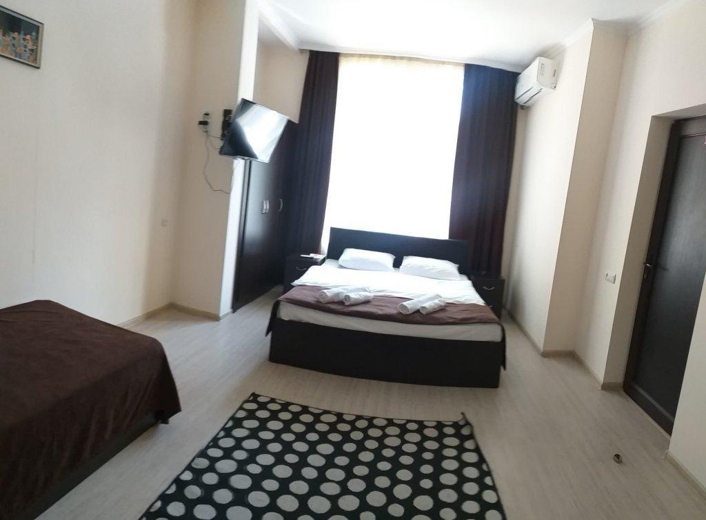 Merien Hotel Yerevan Luaran gambar