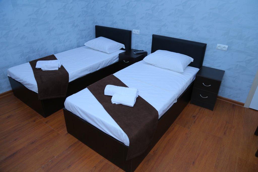 Merien Hotel Yerevan Luaran gambar